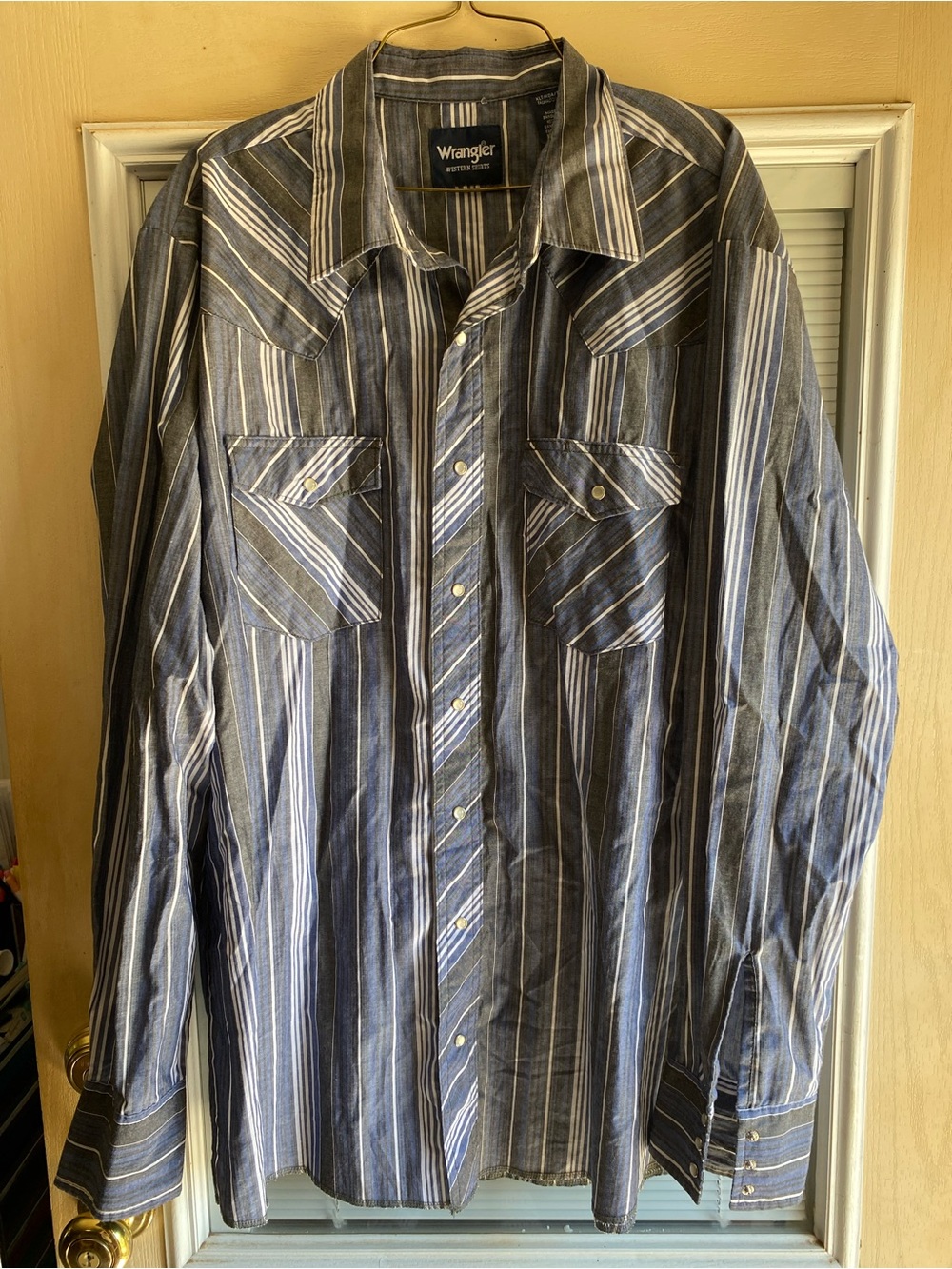 Wrangler Blue and White Striped Western Shirt